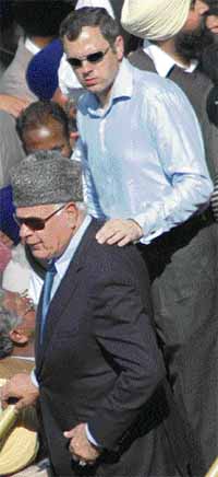 Farooq Abdullah with his patronising son Omar