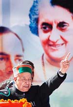 Chief Minister Virbhadra Singh addressing a rally on the completion of four years of the Congress government in Shimla