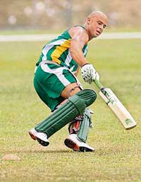 Herschelle Gibbs ability to play powerful strokes in the wide arc from the point area to square leg can change the course of a game within a couple of overs.