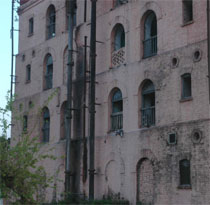 An old building in Jalandhar without concrete pillars is vulnerable to earthquake shocks
