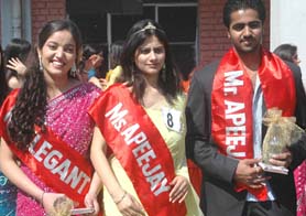 Sachleen, Guncha and Manik, were given titles at a farewell function of Apeejay College of Fine Arts, Jalandhar.