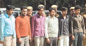 Six youths arrested for possessing sophisticated weapons in the Capital