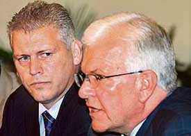 International Cricket Council chief executive Malcolm Speed (right) answers a question as Jamaicas deputy commissioner of police Mark Shields looks on during a press conference at the Pegasus Hotel in Kingston on Thursday. 
