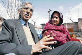 Rahman Rahi with his wife in Srinagar. 