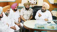 PPCC president Shamsher Singh Dullo addresses a press conference in Ludhiana on Monday