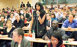 A student of India origin asks a question to President A.P.J. Abdul Kalam during his visit at the International Space University in Strasbourg.