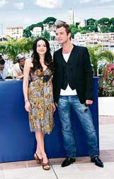 US singer Norah Jones (left) and British actor Jude Law pose during a photocall for Taiwanese director Wong Kar Wai's film 'Blueberry Nights' ahead of the start of the 60th edition of the Cannes Film Festival on Wednesday. 