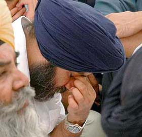 Sukhbir Badal at a congregation at Fathehgarh Sahib