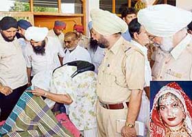 Cops investigate the murder of Narinder Kaur (Insat) at Guru Angand Dev Colony, Rajpura