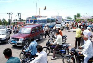 Vehicular traffic was seriously affected on the G.T. Road as a result of a chhabeel near the SP office in the absence of any traffic police in Karnal on Monday.