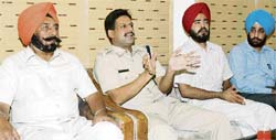 SP(Headquarters) Snehdeep and GNIMT faculty members talk about a software developed by them in Ludhiana