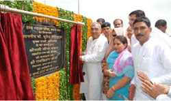 Chief Minister Bhupinder Singh Hooda, lays foundation stone of HAFED storage complex at Bawani Khera on Saturday