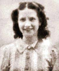Pamela as a young girl in India