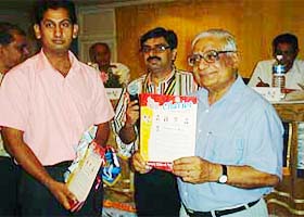 Editor-in-Chief, Tribune group of newspapers, H.K. Dua releasing Chariot, a bulletin of the Rotary Club, Yamunanagar, at Yamunanagar