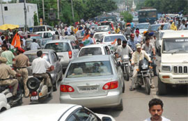 Huge traffic jams were witnessed outside the district administrative complex as a large number of candidates turned up to file papers amidst loud cheering from supporters