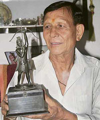 Padam Bahadur Mall with Arjuna Awards trophy.