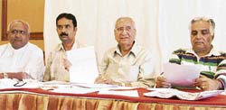 Deputy Speaker, Vidhan Sabha, Satpal Gosain addresses a press conference in Ludhiana