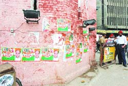Posters on historic Hall Gate in Amritsar violate model code of conduct 