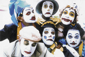 A still from Rajat Kapoors Hypothesis (1996), in which he experimented with the 
