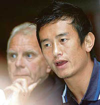 Indian football captain Bhaichung Bhutia (right) with coach Bob Houghton during a press conference in New Delhi on Thursday. The ONGC Nehru Cup begins on Friday.