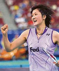 Chinas Zhu Lin celebrates after winning the womens singles title at the World Badminton Championship in Kuala Lumpur