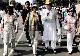Veteran actor Farouq Sheikh joins a walkathon to prevent obesity, diabetes and heart diseases in the Capital