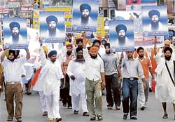 Members of the Sikh Students Federation (Bhindranwale) take out a rally in Amritsar on Saturday in protest against government failure in tackling Sikh issues