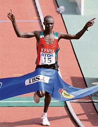 Kenyas Luke Kibet celebrates on winning the mens marathon at the 11th IAAF World Athletics Championships in Osaka