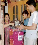 Dry cleaner Kanejia at the doorstep
