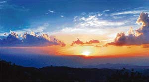 SUNNY DAYS ARE HERE AGAIN: The sun shines down on the sleepy hills, creating a mystic aura of joy and happiness all around, which has been capturing artists’ imagination for centuries