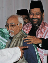 Vice-President Hamid Ansari was among those present at the Iftar party hosted by union minister Ram Vilas Paswan in the Capital on Thursday.