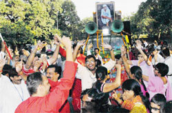A view of the shobha yatra organised as part of Sai Baba’s mahasamadhi divas in Chandigarh