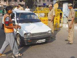 The police keeps vigil near Sarojini Nagar Market in view of the forthcoming Divali