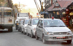 Such traffic jams are common at the Dhalli tunnel near Shimla. 