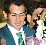Pakistani cricket captain Shoaib Malik arrives at the Indira Gandhi airport in New Delhi 