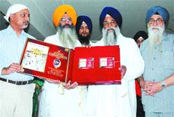 Giani Gurbachan Singh, head granthi, Harmandar Sahib, releases a CD of “Bhai Gopal Singh Ji-Live” in Amritsar.