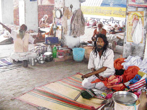 Beggars living under the old railway overbridge in Hisar all set to begin their day after a bath at the nearby platforms of the railway station.