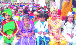 Kids of Kamla Nehru Public School decked up in fancy attires during a contest in Phagwara. 