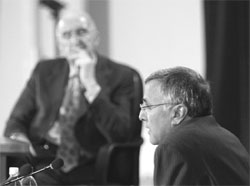 Justice John Major (L), head of the Air India Inquiry, listens as former British Columbia premier and current Liberal Member of Parliament Ujjal Dosanjh testifies at the Air India Inquiry in Ottawa on Wednesday.