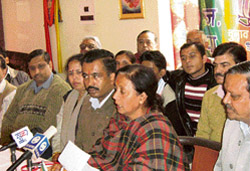 Former minister and BJP candidate from Nahan Shyama Sharma addresses a press conference at Nahan 