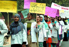 Doctors from Jamia Hamdard participate in an AIDS awareness rally organised by N.S.S. Jamia Hamdard in the Capital on Saturday.