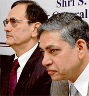 PGI director K.K. Talwar(right) and UT IGP S.K. Jain during a talk on healthy heart at the Press Club in Chandigarh on Friday.