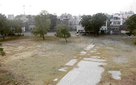 From being the backwaters of Punjab, Bathinda has become a high-potential area as hoardings announcing mega projects (top) bear testimony to the changing real estate scene in the area.