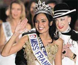 Miss France 2008 Valerie Begue from the Ile de la Reunion region reacts after winning the title in Dunkerque, northern France, in this December 8, 2007 file photo.