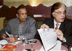 Inder Pal Khurana of Prabhat Engineering Corporation addresses a press conference alleging inaction by Customs officials in Ludhiana on Friday.