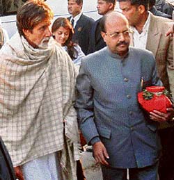 Amitabh Bachchan, along with family friend and Samajwadi Party leader Amar Singh, in Amritsar on Friday.