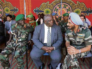 UNAMID Force Commander Gen Martin Luther Agwai, Deputy Joint Special Representative former Gen Henry Anyldoho and UNMIs Force Commander Gen Jasbir Lidder attend a ceremony for the transition of authority in el-Fasher on Monday.