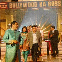 Boman Irani is hosting the countrys first Bollywood quiz show.