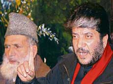 Democratic Freedom Party chief Shabir Ahmed Shah addressing a press conference in Srinagar on Monday.