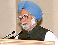 Prime Minister Manmohan Singh addresses delegates at the opening ceremony of Pravasi Bharatiya Divas 2008 at Vigyan Bhawan in New Delhi on Tuesday.